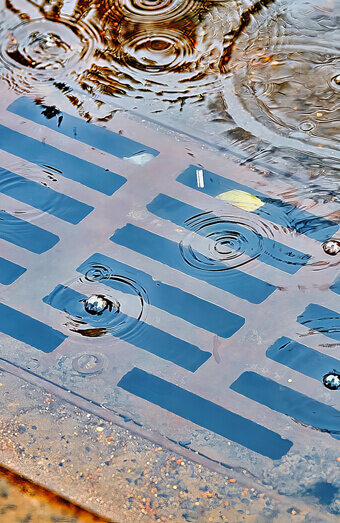 https://blockeddrainsgirrawheen.com.au/uploads/2025/07/stormwater-drains-58152.jpg