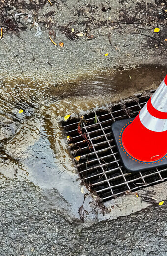 https://blockeddrainsgirrawheen.com.au/uploads/2025/07/stormwater-drains-60987.jpg